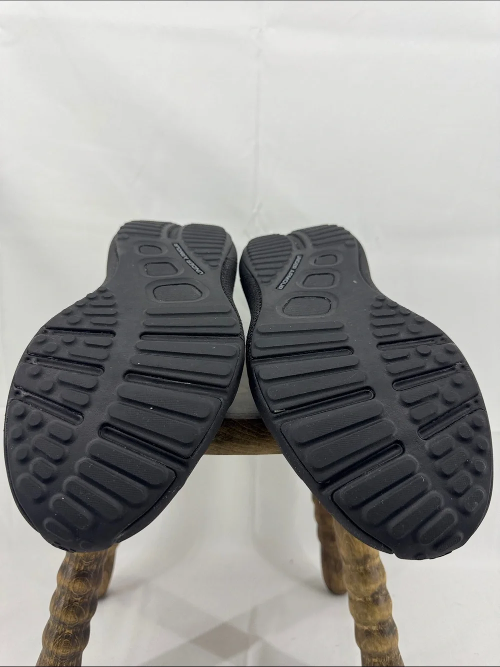Under Armour Mens HOVR Phantom 3 ALL Black Slip-On Knit Sneakers, M 9.5. W 11